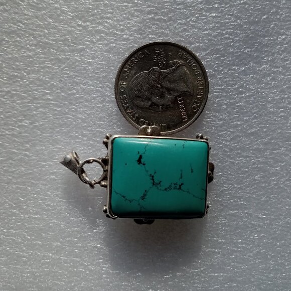 Gorgeous 925 Vintage Turquoise Pendant - Possibly Navajo/Kingman - Picture 3 of 8